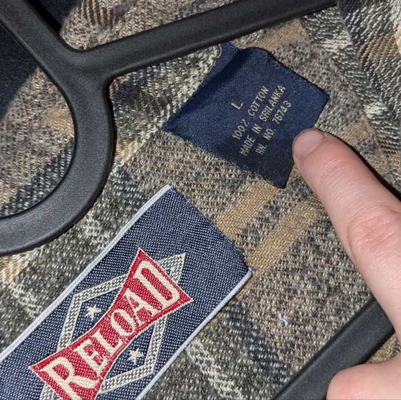 Reload Flannel - Picture 3 of 3